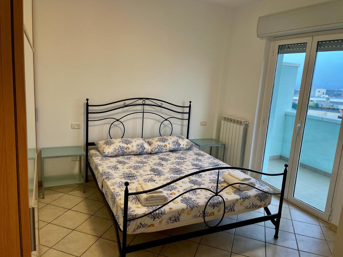 Apartamento Oltre L'Orizzonte Fermo Exterior foto